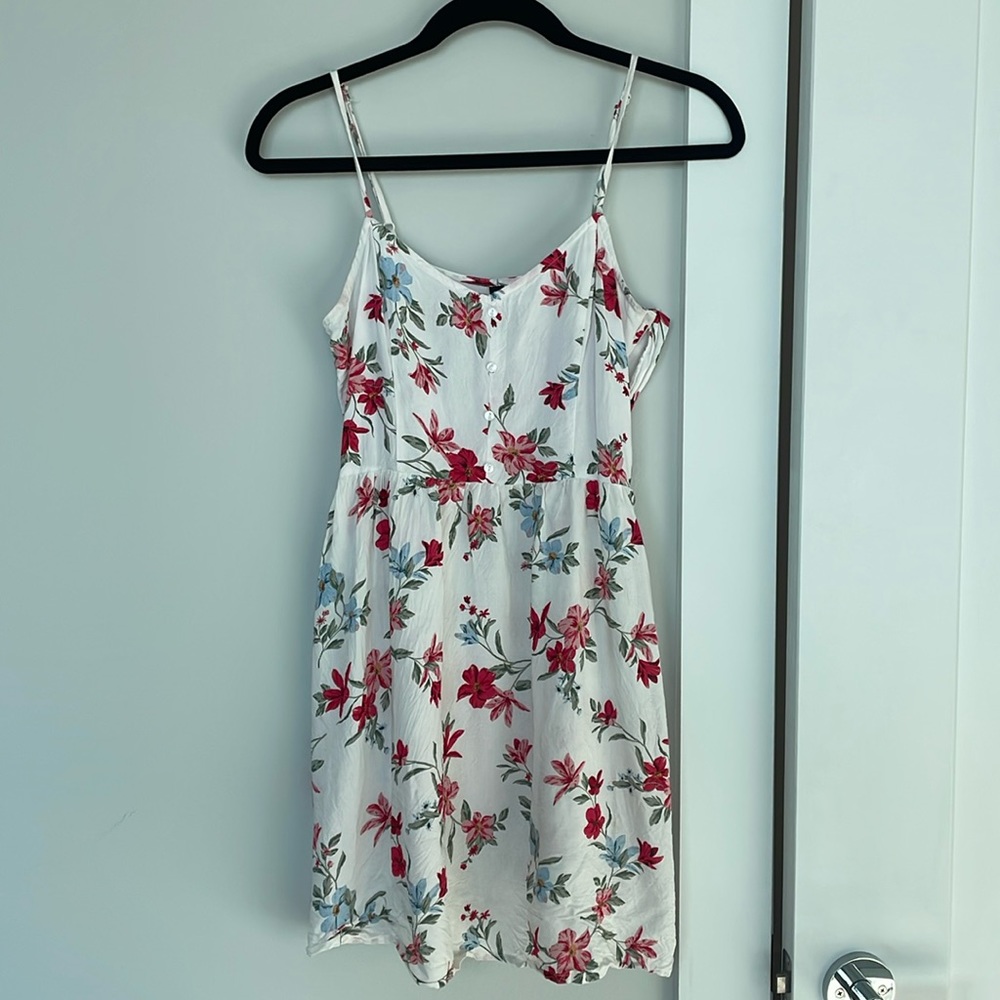 H&M White Floral Minidress Size 6